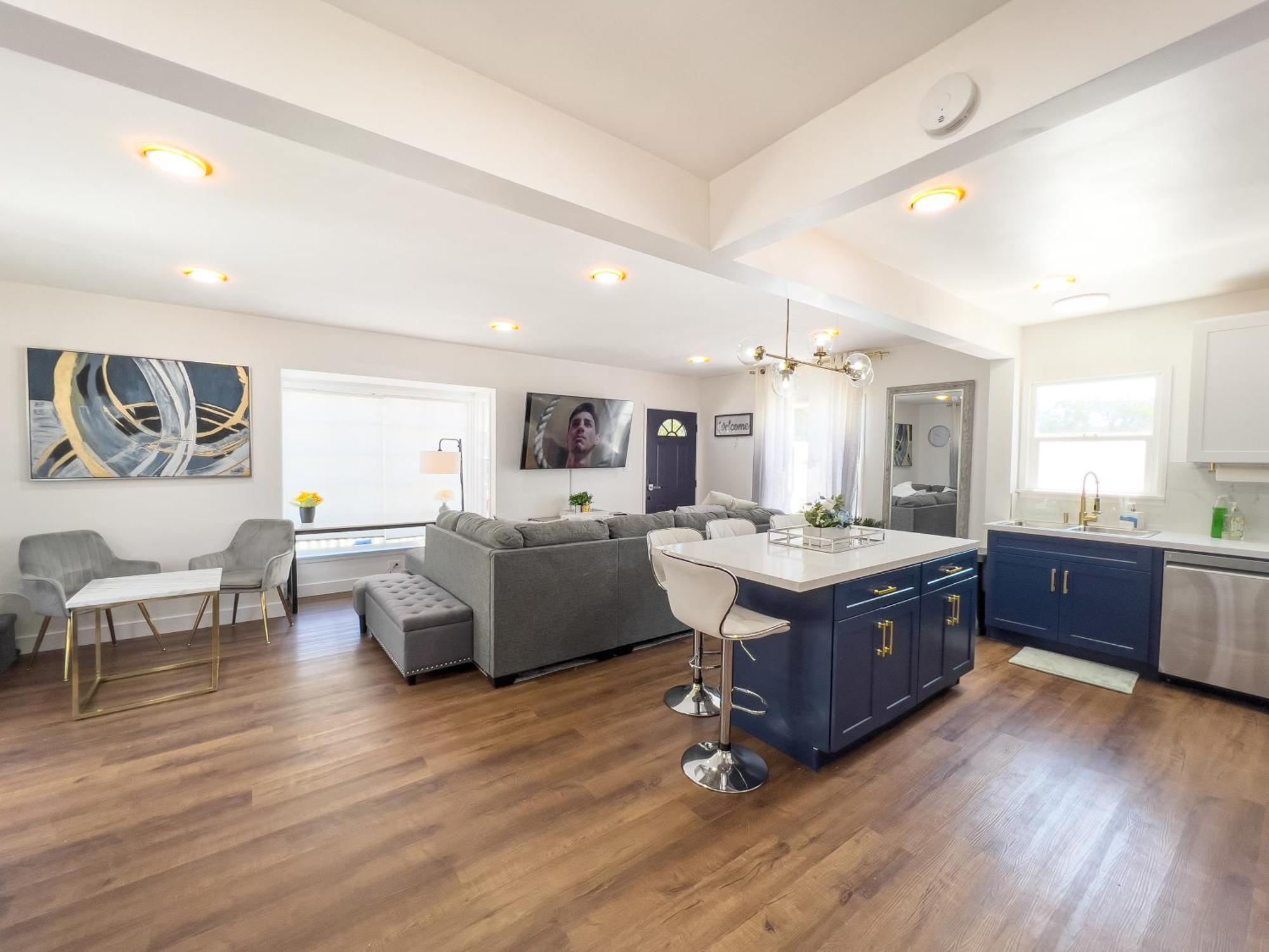 Luxury Villa With Hot Tub! Walk To Beach & Bars ロングビーチ エクステリア 写真